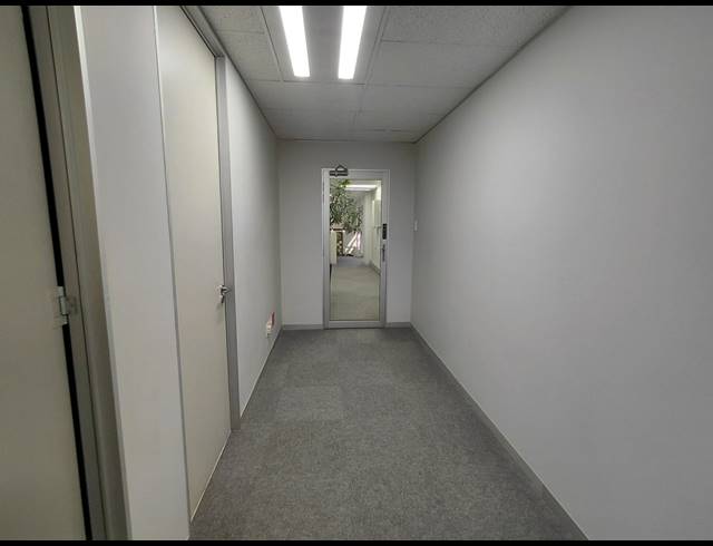 15M² OFFICE TO LET IN HURLINGHAM